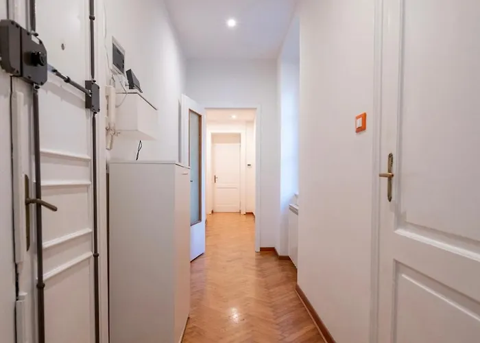 Casa Canova شقة ترييستي