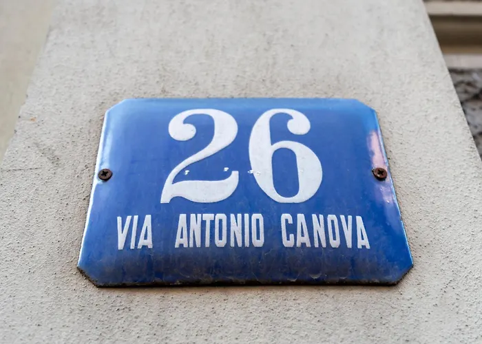 Casa Canova ترييستي